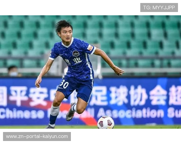 渝超联赛冲突：球员袭裁判被禁赛5年